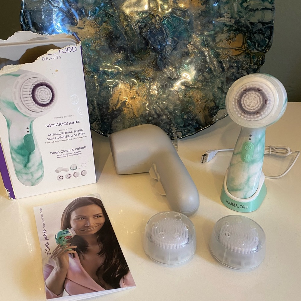 Michael Todd Beauty Soniclear Petite Cleansing System -